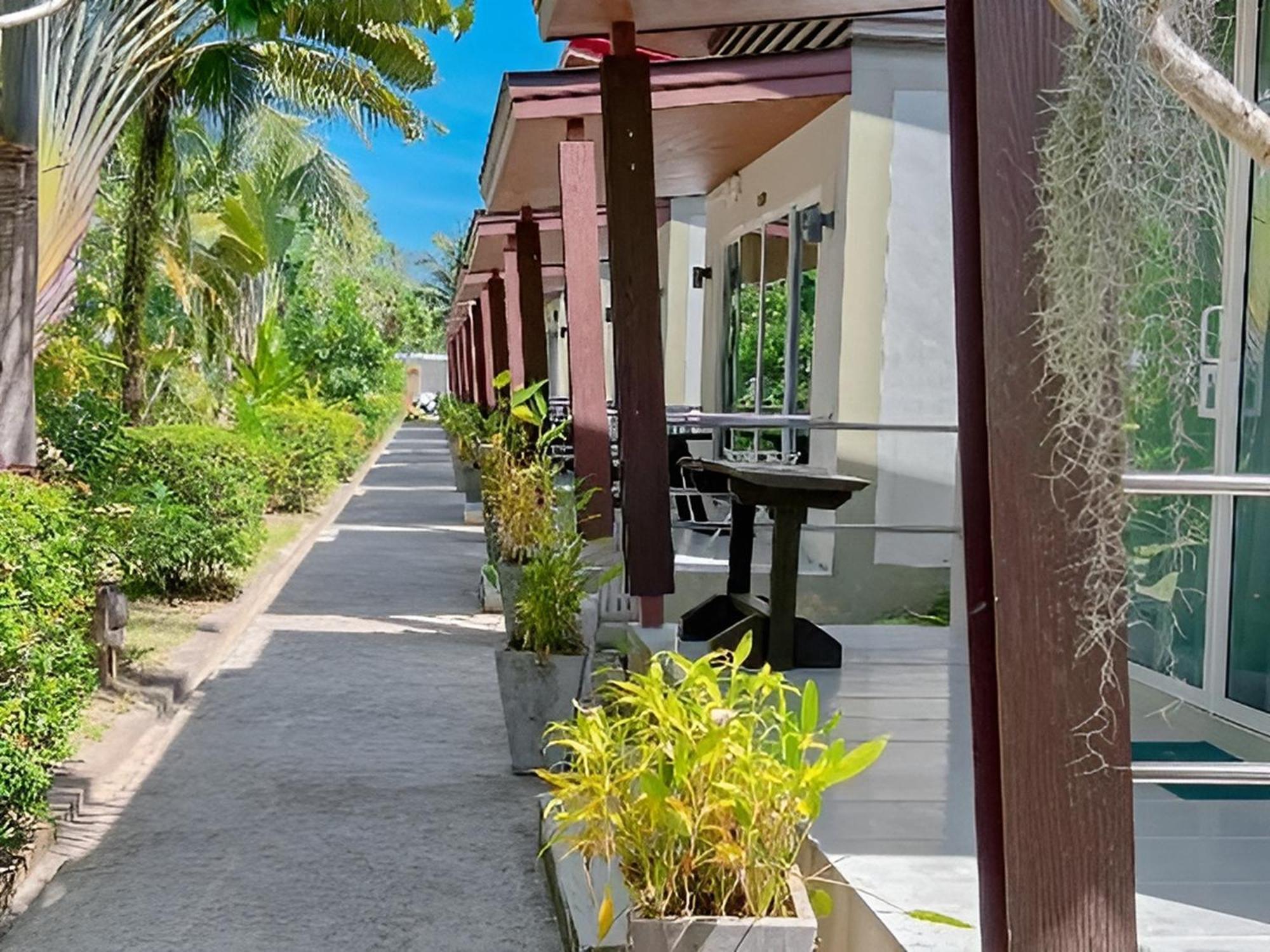 Naiyang Boutique Resort Ban Phak Chit Eksteriør bilde