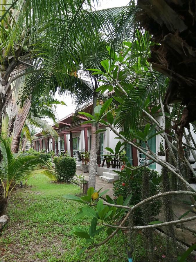 Naiyang Boutique Resort Ban Phak Chit Eksteriør bilde