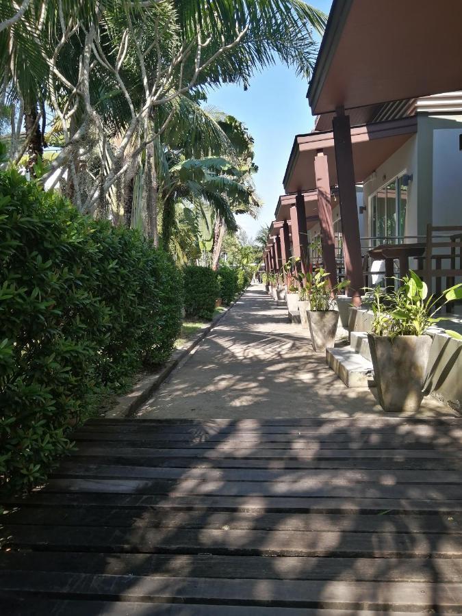 Naiyang Boutique Resort Ban Phak Chit Eksteriør bilde